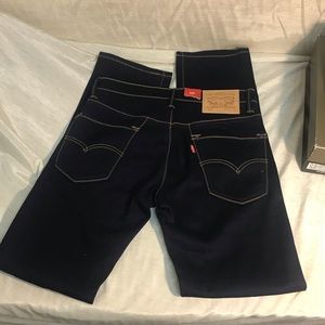 Levi’s dark wash 513 jeans, size W29 L32, new!